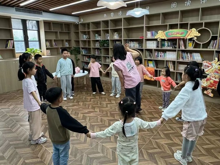 下载 (2).jpg